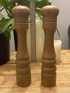 Vintage NASCO 10.5" Turned Wood Salt Shaker & Pepper Mill Set - Made in Japan